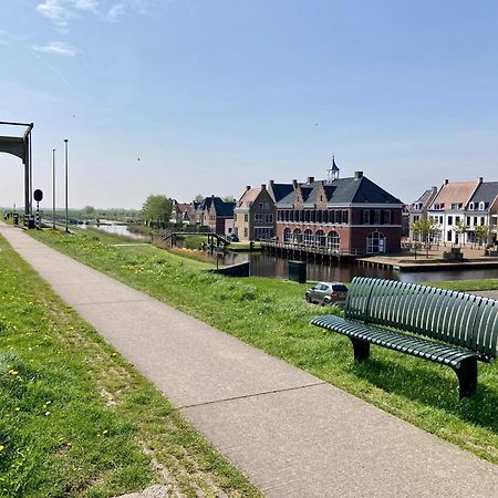 Sonnenhaus 6 Pers House With Sunny Terrace At A Typical Dutch Canal & By Lauwersmeer Lake. Anjum Exterior foto