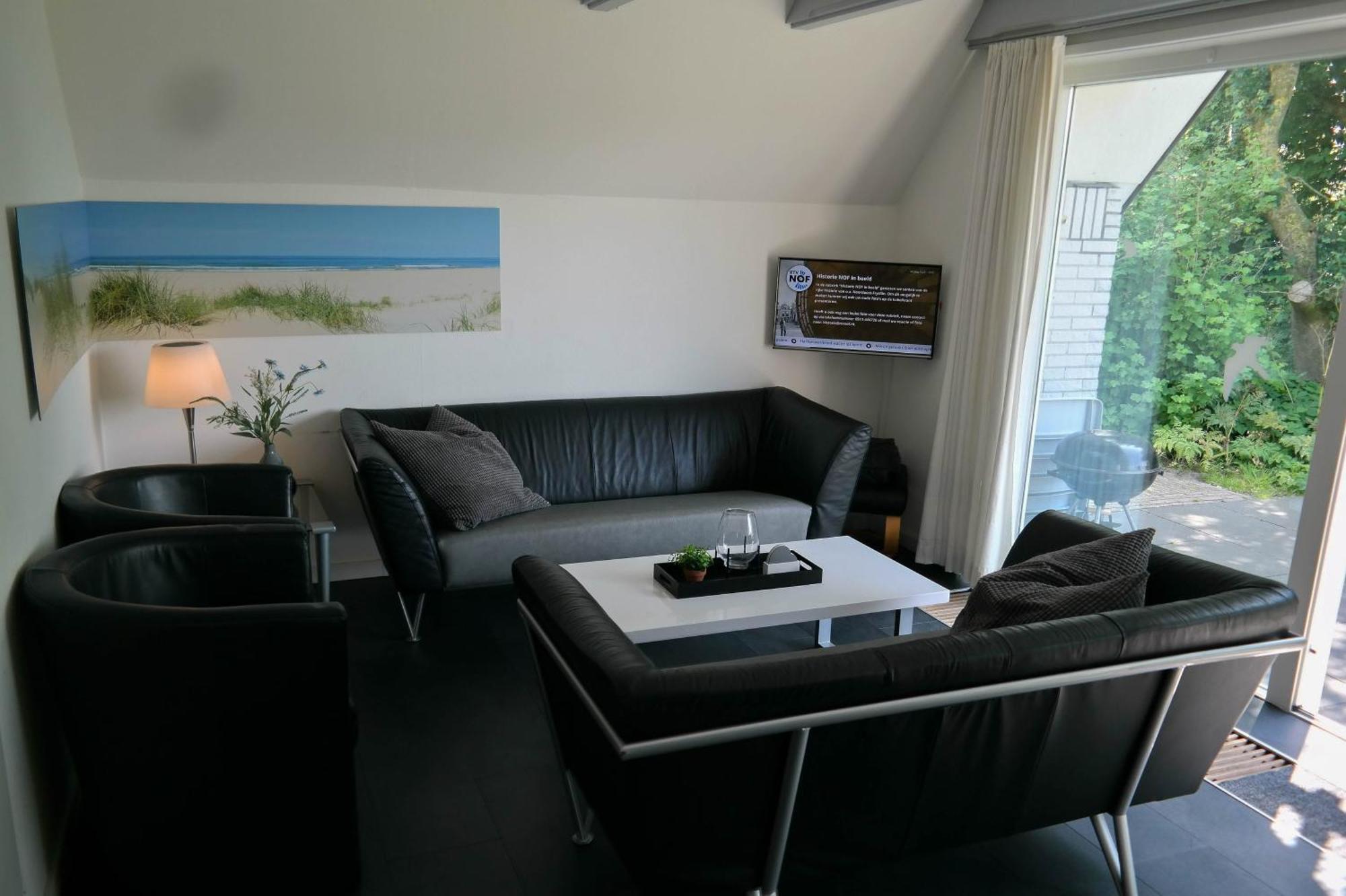 Sonnenhaus 6 Pers House With Sunny Terrace At A Typical Dutch Canal & By Lauwersmeer Lake. Anjum Exterior foto